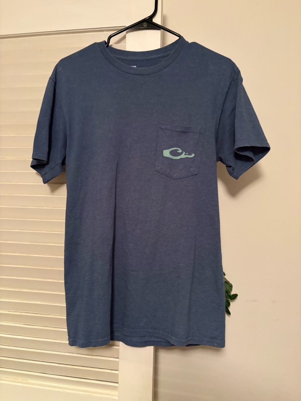 Drake Short-Sleeve Pocket Tee in Navy Blue with Mint Logo